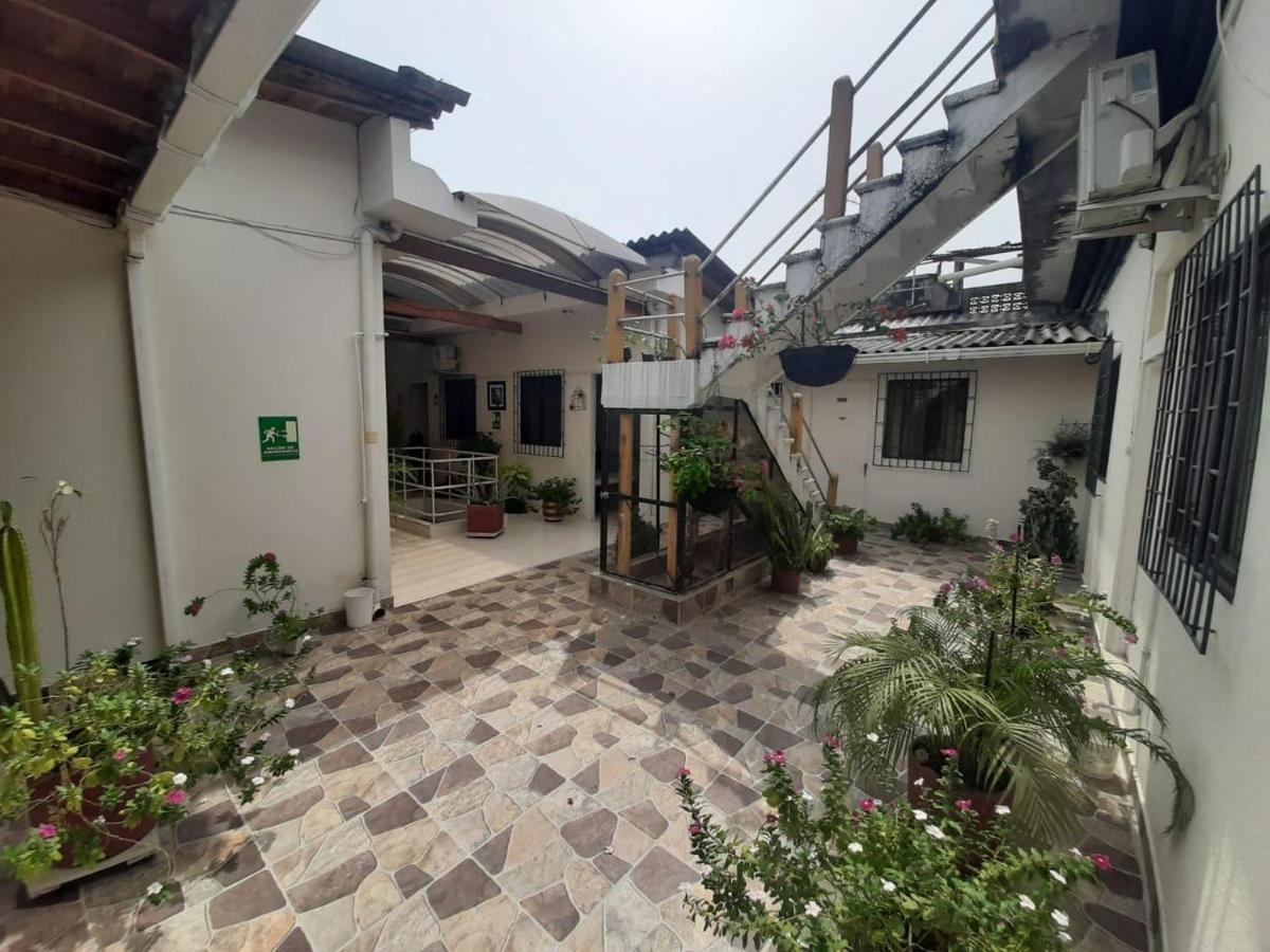 Hotel Anita Puerto Berrio Exterior foto